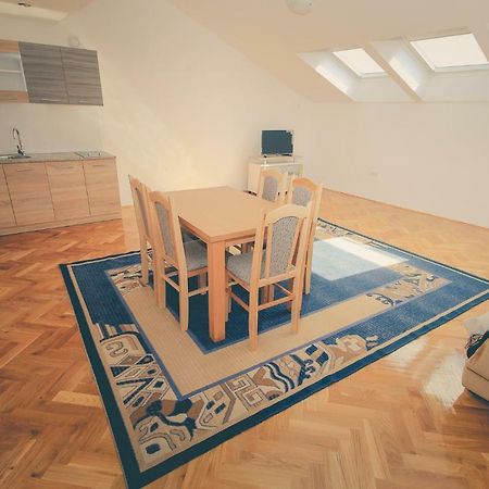 Kaštela Apartmani Pranjic מראה חיצוני תמונה