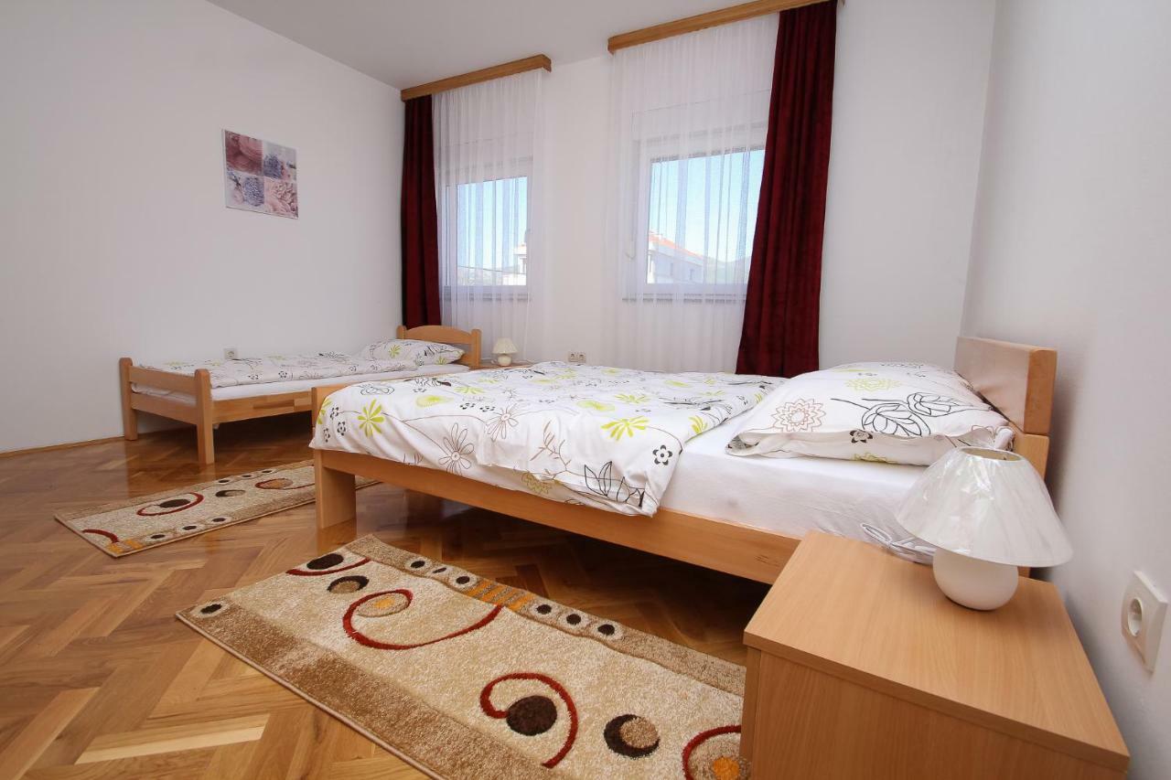 Kaštela Apartmani Pranjic מראה חיצוני תמונה