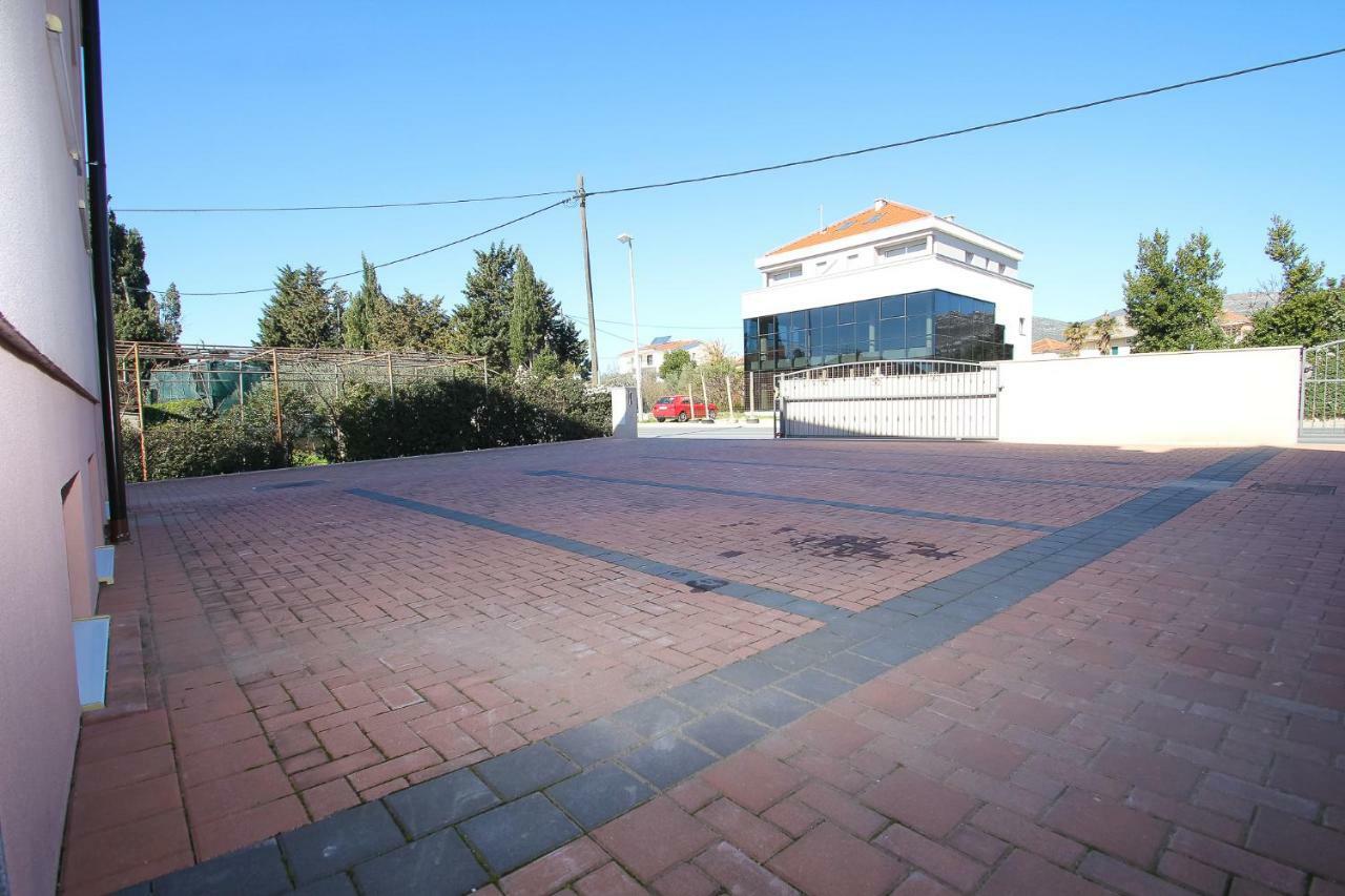 Kaštela Apartmani Pranjic מראה חיצוני תמונה