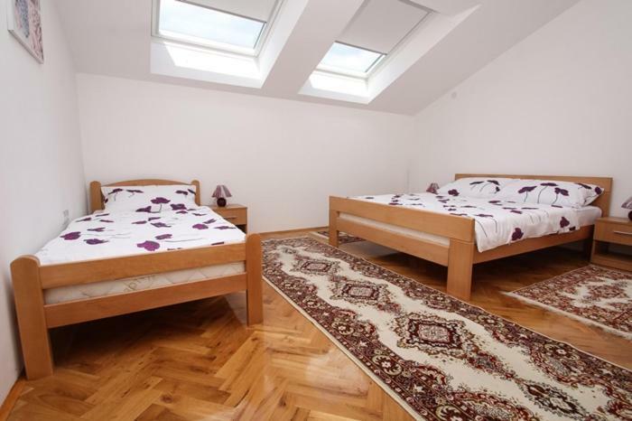 Kaštela Apartmani Pranjic מראה חיצוני תמונה