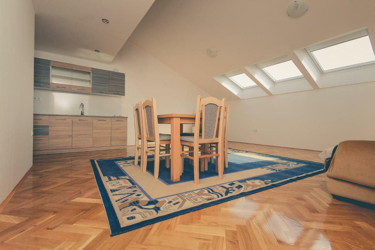 Kaštela Apartmani Pranjic מראה חיצוני תמונה