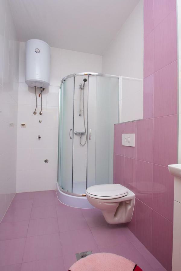 Kaštela Apartmani Pranjic מראה חיצוני תמונה