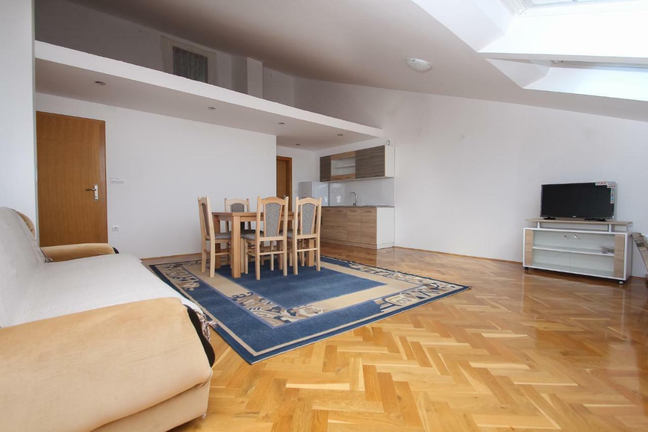 Kaštela Apartmani Pranjic מראה חיצוני תמונה