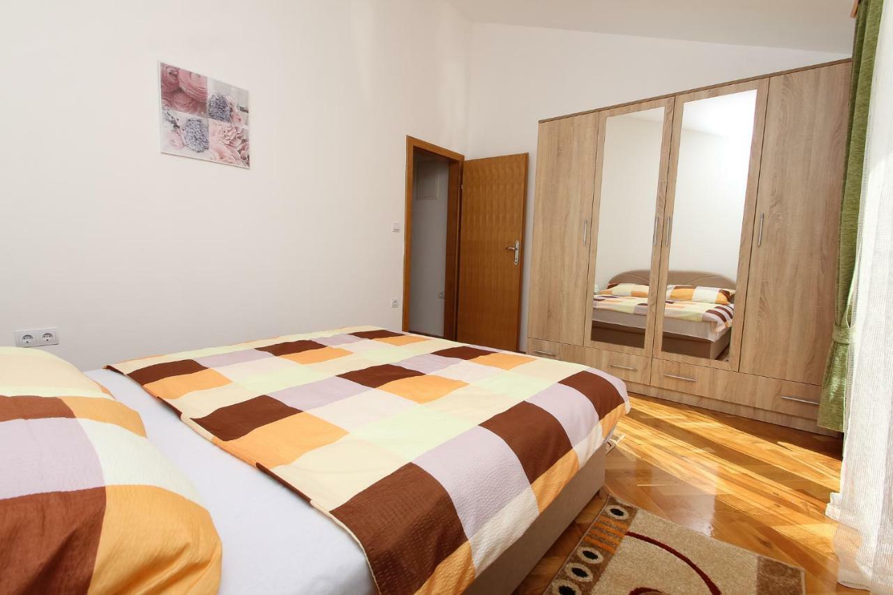 Kaštela Apartmani Pranjic מראה חיצוני תמונה