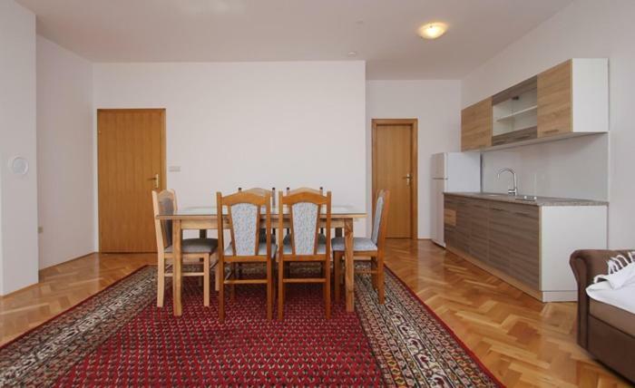 Kaštela Apartmani Pranjic מראה חיצוני תמונה